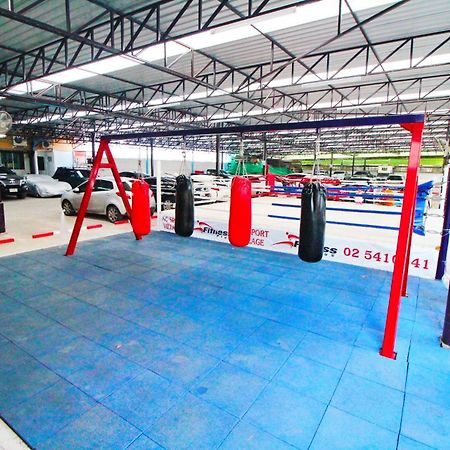 Ac Sport Village Bangkok Exterior photo