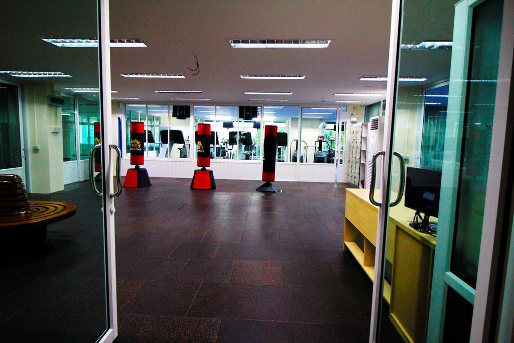 Ac Sport Village Bangkok Exterior photo