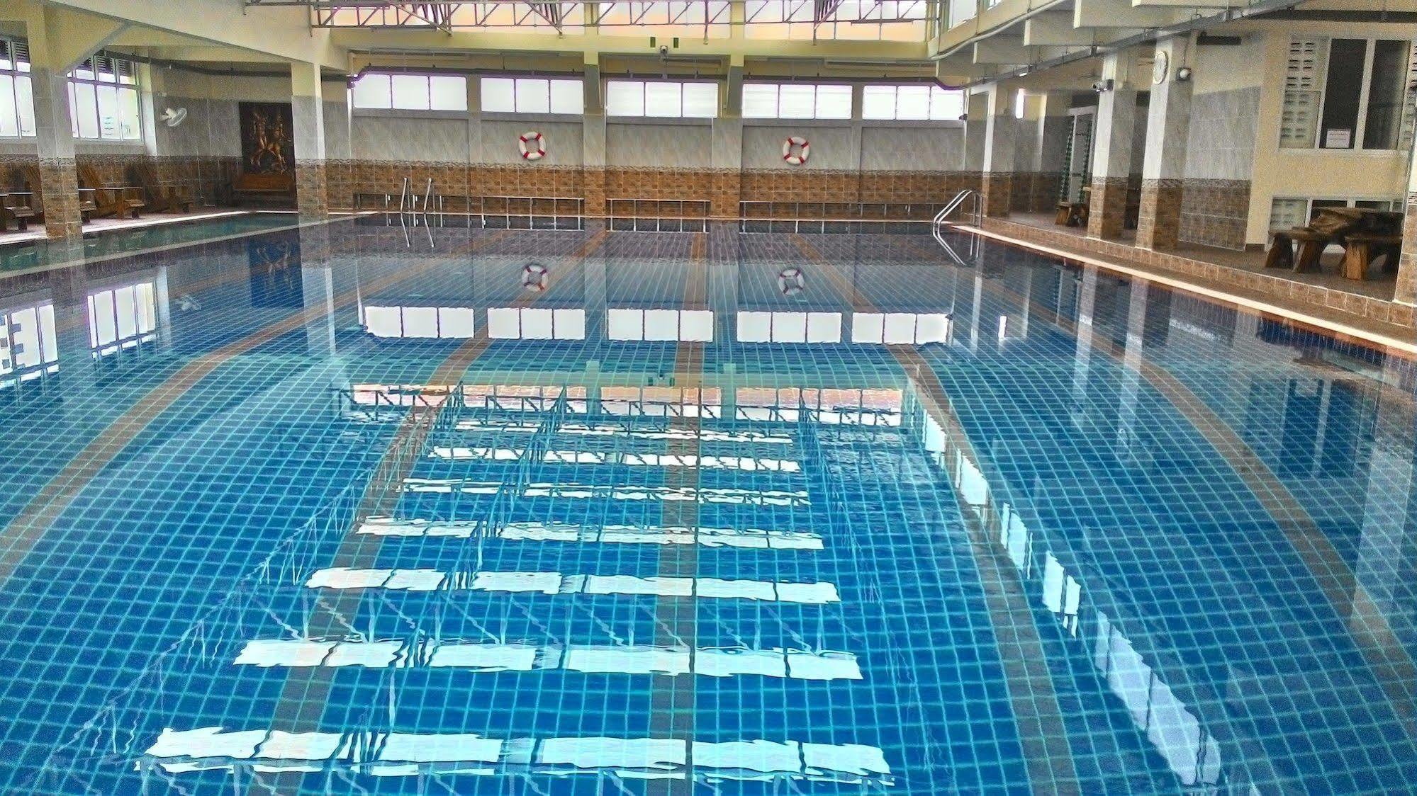 Ac Sport Village Bangkok Exterior photo